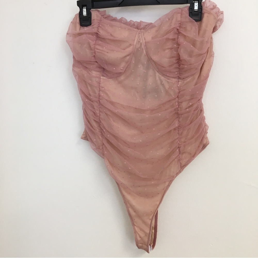 FASHION NOVA